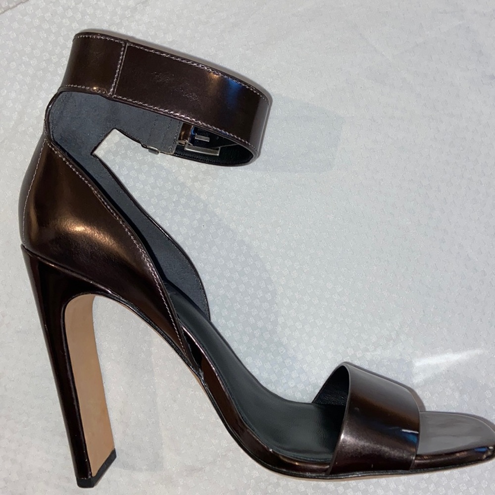 Halston Dress Sandals size 8.5